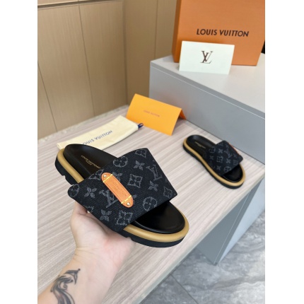 New Arrivals Louis Vuitton Slippers Size 35-45 in 196186