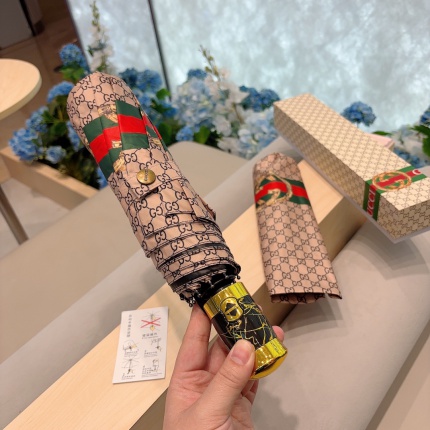 New Arrivals Gucci Umbrella in 196233