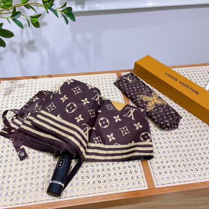 New Arrivals Louis Vuitton Umbrella in 196257