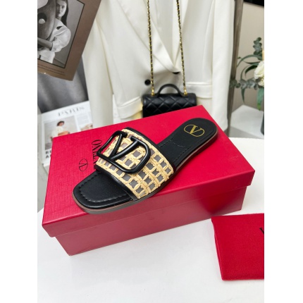 New Arrivals Valentino Slippers For Women in 196485