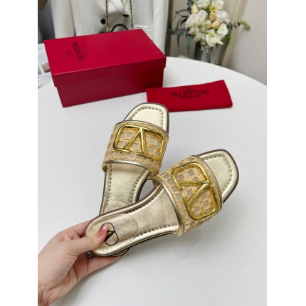 New Arrivals Valentino Slippers For Women in 196487