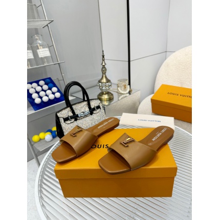 New Arrivals Louis Vuitton Slippers For Women in 196502