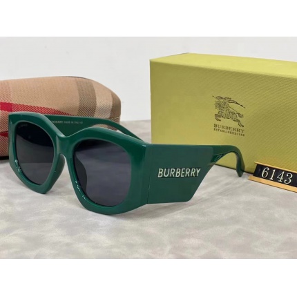 Cheap Burberry or Sunglasses in 196651
