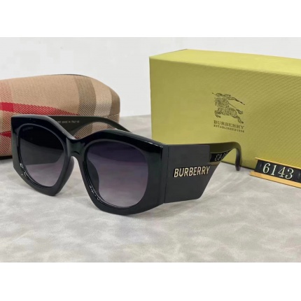Cheap Burberry or Sunglasses in 196652
