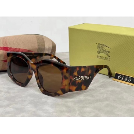 Cheap Burberry or Sunglasses in 196654
