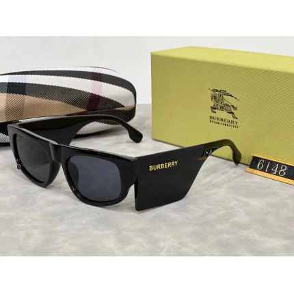 Cheap Burberry or Sunglasses in 196660