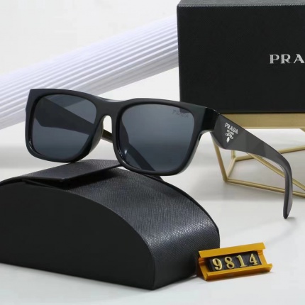 Cheap Prada Sunglasses in 196709