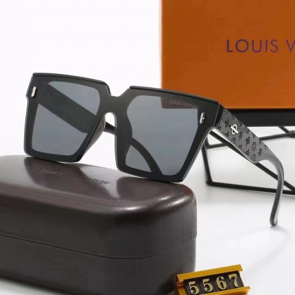 Cheap Louis Vuitton Sunglasses in 196739