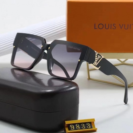 Cheap Louis Vuitton Sunglasses in 196741