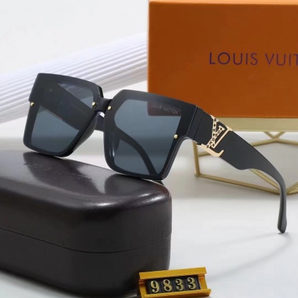 Cheap Louis Vuitton Sunglasses in 196744