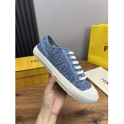 Fendi Sneakers For Men in 196778