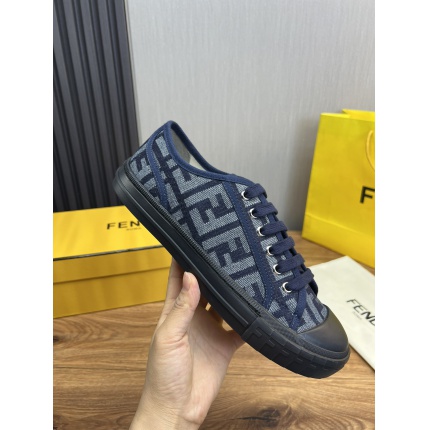 Fendi Sneakers For Men in 196780