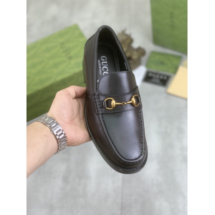 New Arrivals Gucci Leather Shoes For Men in 196825