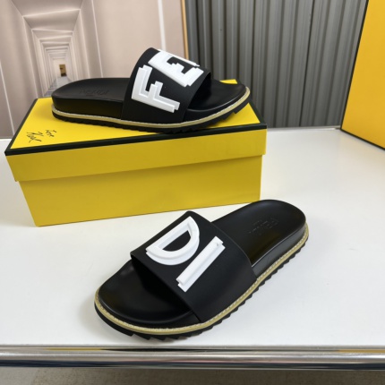New Arrivals Fendi Slippers For Men in 196862