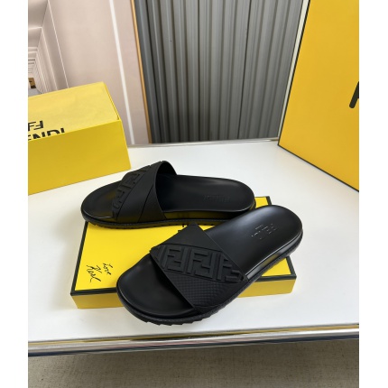 New Arrivals Fendi Slippers For Men in 196866