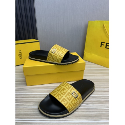 New Arrivals Fendi Slippers For Men in 196870
