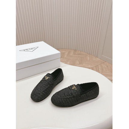 New Arrivals Prada Loafers For Women in 196901