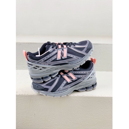 New Arrivals New Balance M1906R Shoes Size 36-45 in 196927