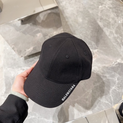 Cheap Balenciaga Hats in 196973