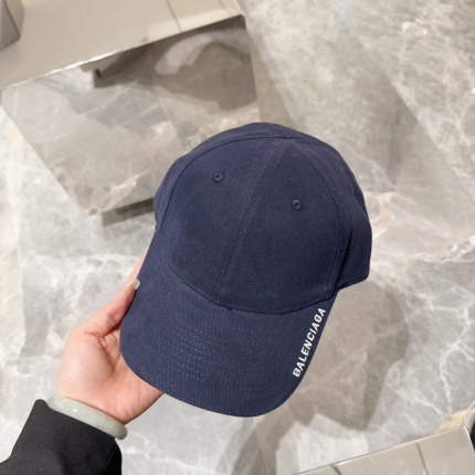 Cheap Balenciaga Hats in 196974