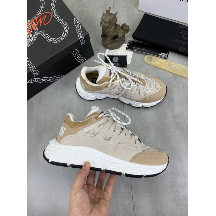 New Arrivals Versace Trigreca Sneakers For Men in 197015