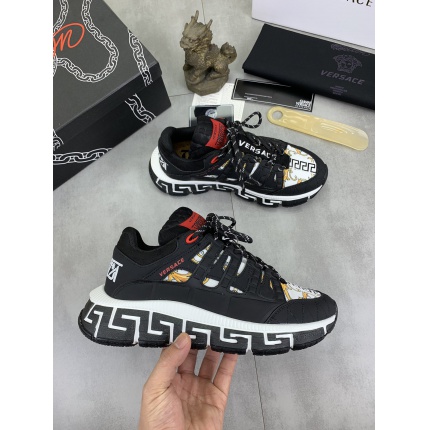 New Arrivals Versace Trigreca Sneakers For Men in 197016