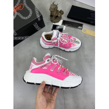 New Arrivals Versace Trigreca Sneakers For Men in 197025