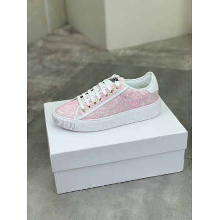 New Arrivals Versace Sneakers For Men in 197029