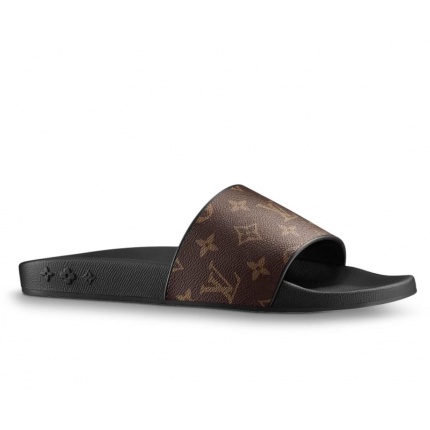 Louis Vuitton Slippers For Men in 197149