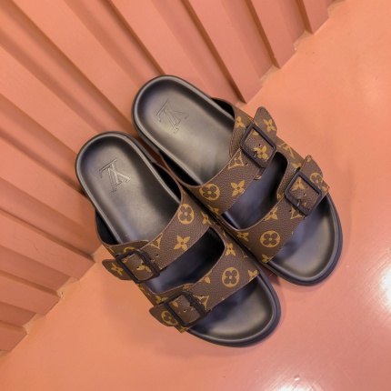 Louis Vuitton Slippers For Men in 197317