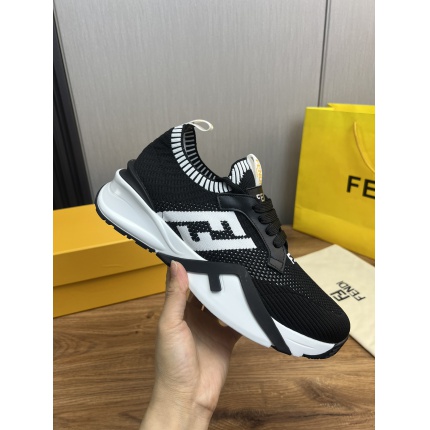 Fendi Sneakers For Men in 197385