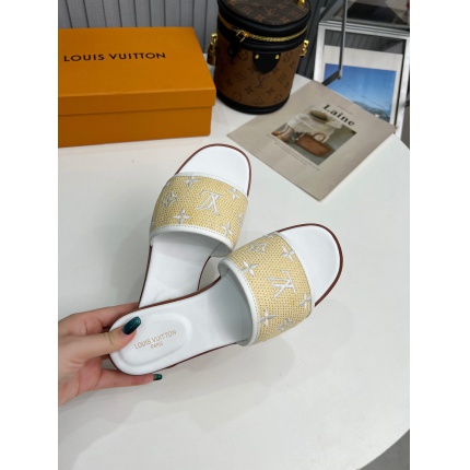 Louis Vuitton Slippers For Women in 197406