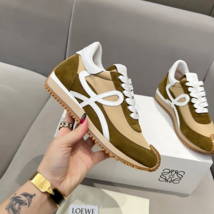 New Arrivals Loewe Sneakers size 35-45 in 197470