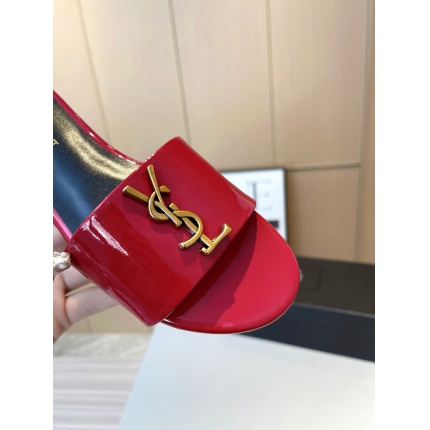 New Arrivals YSL Slippers For Women in 197510