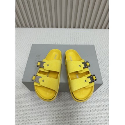 New Arrivals Dior Slippers Size 36-45 in 197520
