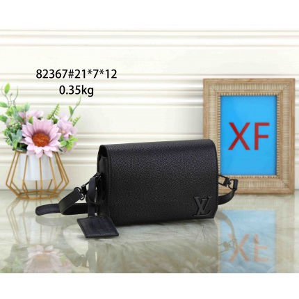 New Arrivals Cheap Louis Vuitton Cross Bags For Men in 197589