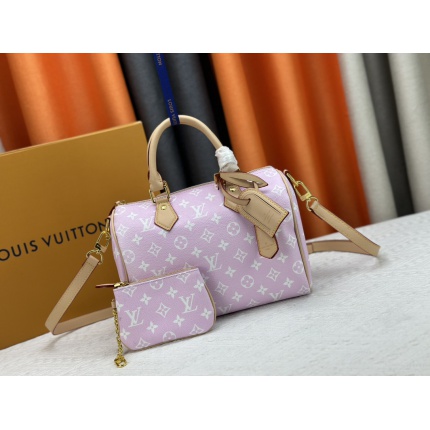 Louis Vuitton AAA quality Shoulder Bags in 197801