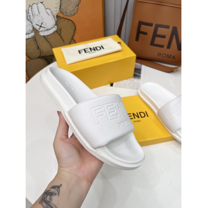 New Arrivals Fendi Slippers Size 35-45 in 197835