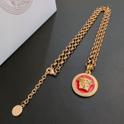 New Arrivals Versace High quality Necklace in 197860