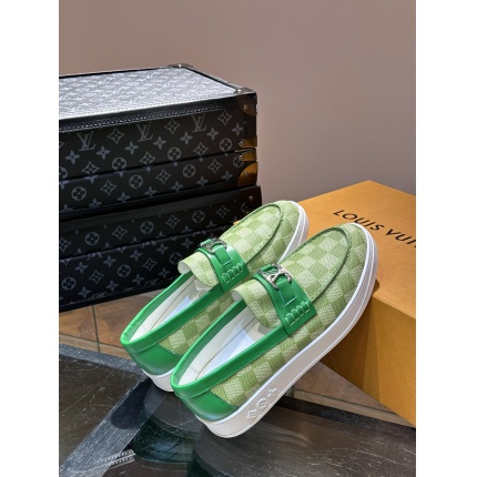 New Arrivals High quality Louis Vuitton Loafers For Men in 198132