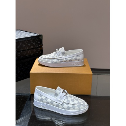 New Arrivals High quality Louis Vuitton Loafers For Men in 198133