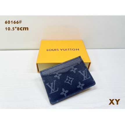 Louis Vuitton Walltes in 198202
