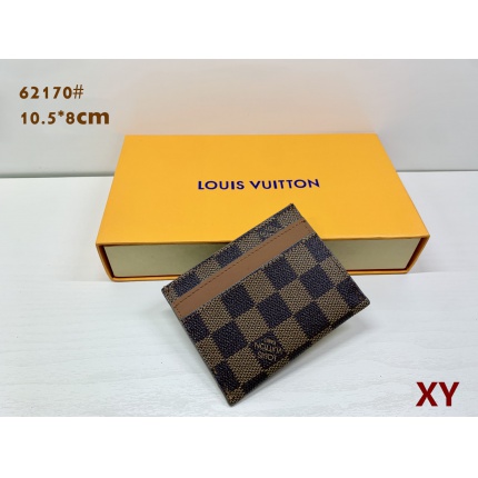 Louis Vuitton Walltes in 198212