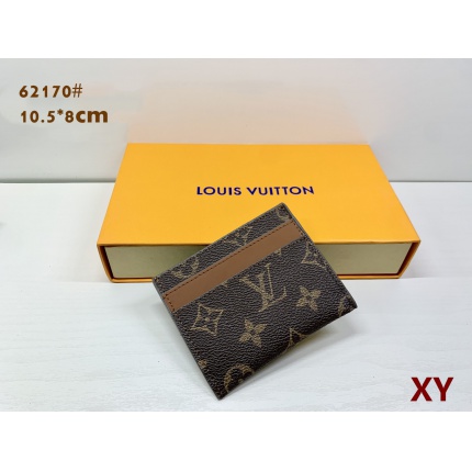 Louis Vuitton Walltes in 198213