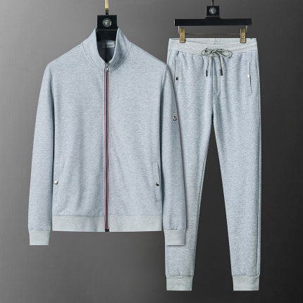 New Arrivals Moncler Tracksuits For Men in 198247
