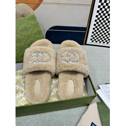 New Arrivals Gucci Fur Sliders For Women in 198293