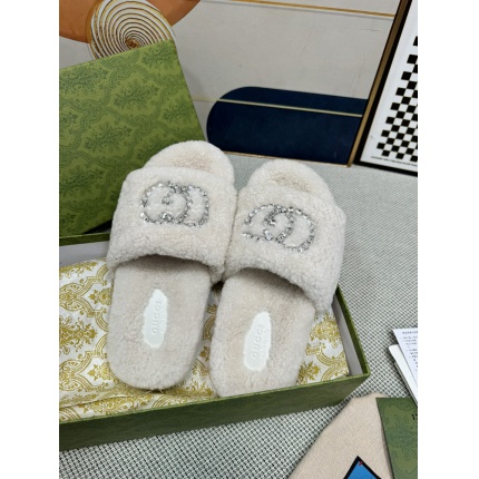 New Arrivals Gucci Fur Sliders For Women in 198294