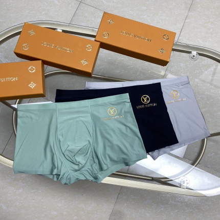 New Arrivals Louis Vuitton Underwear For Men A Pack in 198302