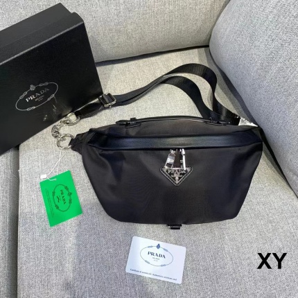 Cheap Prada Handbags in 198383