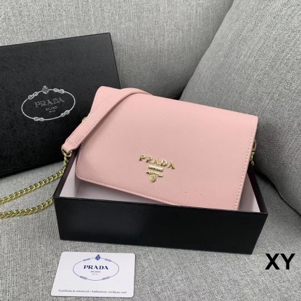 Cheap Prada Handbags in 198394